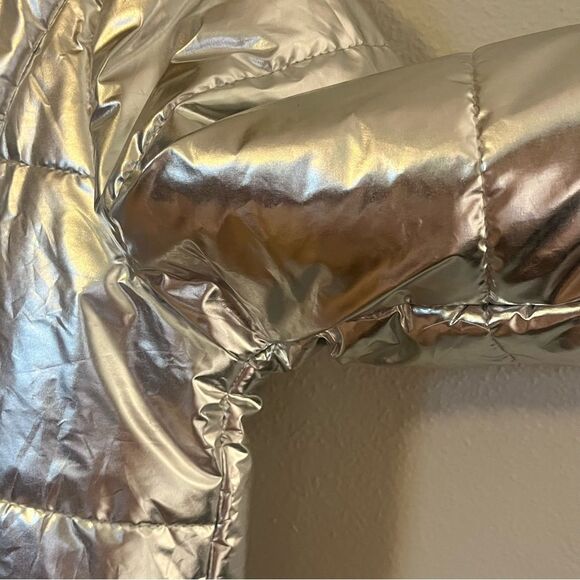 SHEIN Metallic Silver Faux Fur Collar Puffer Jacket - Picture 6 of 6